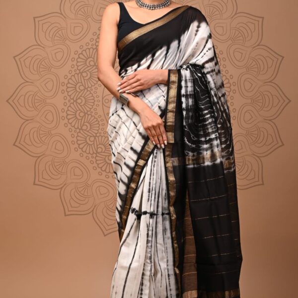 Black and White Maheshwari Silk Saree
