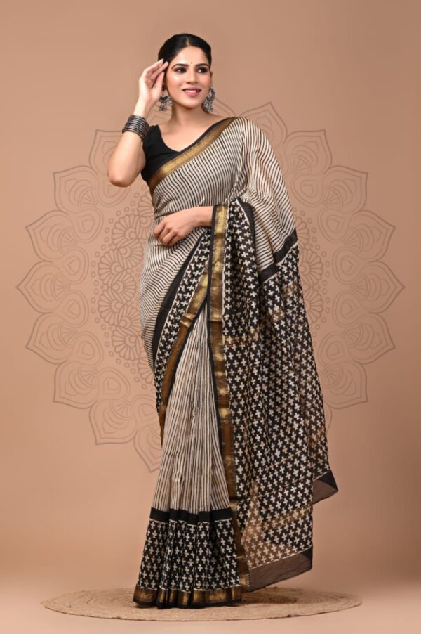 Dusty Grey Maheshwari Silk Saree
