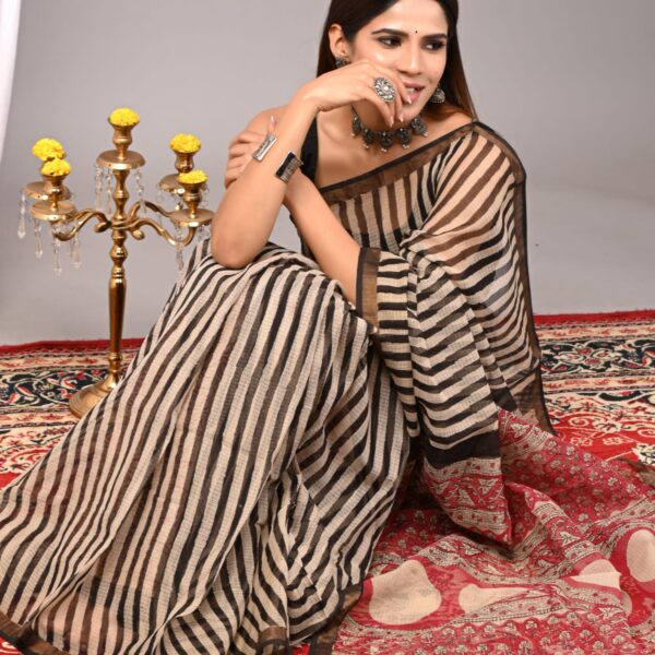 Black Line Kota Saree