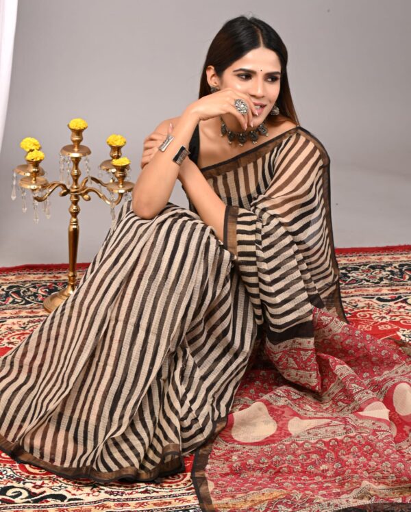Black Line Kota Saree