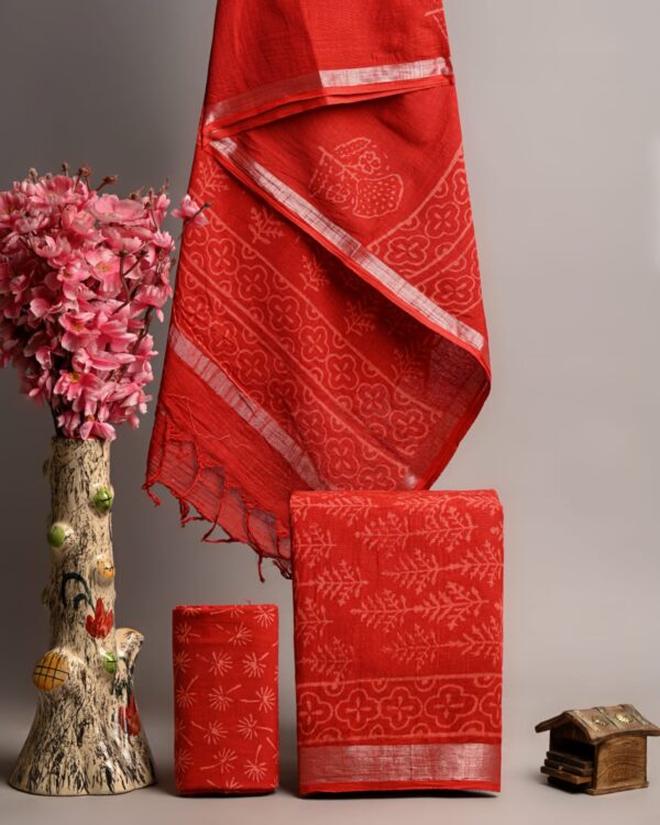 Burnet Red Linen Suit
