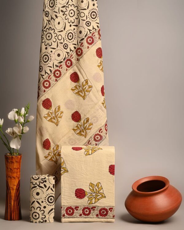 Deep Peach Cotton Suit with Cotton Dupatta