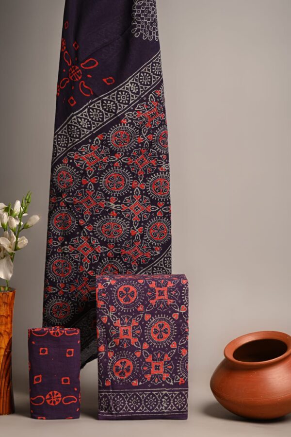 Mirage cambric cotton suit with dupatta