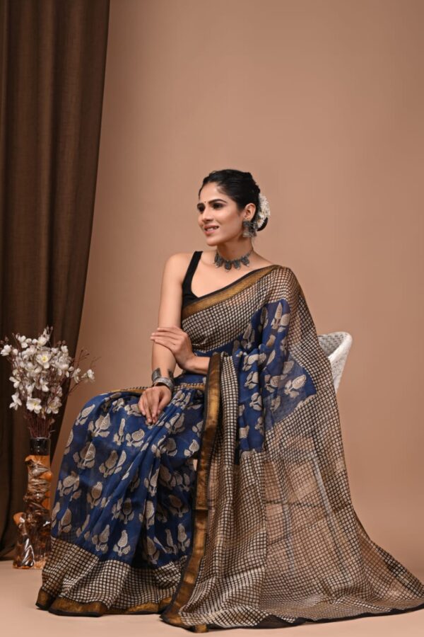 Vivid Auburn Maheshwari Silk Saree