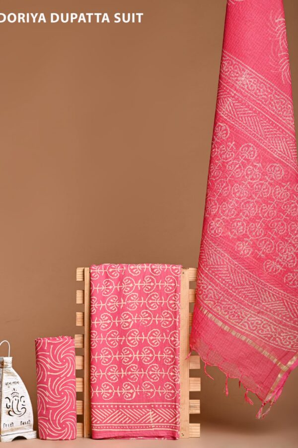 Comfortable Daily Wear Hand Block Cotton Suit