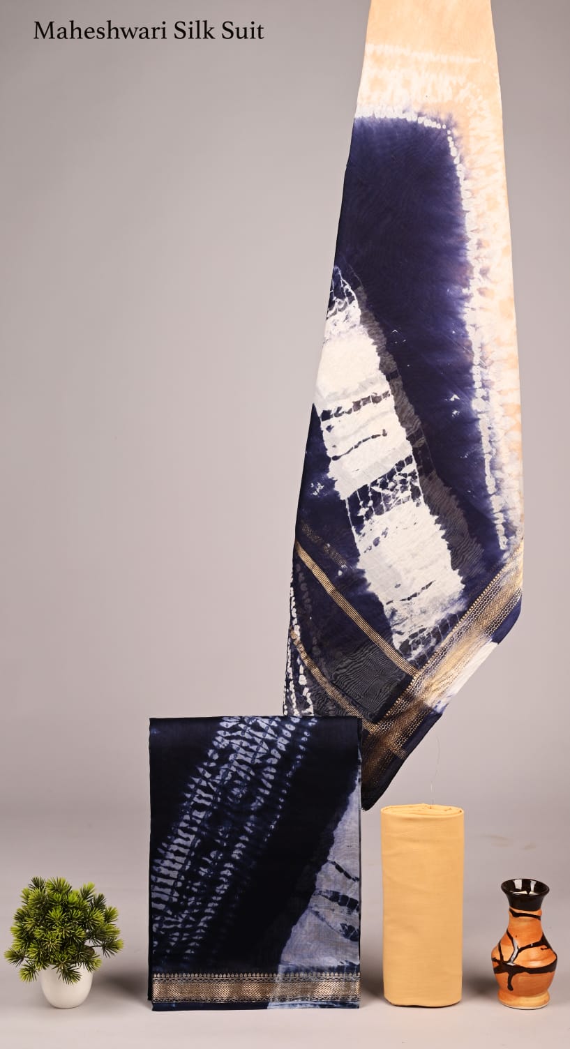 Festive Wear Maheshwari Silk Hand Block Suit