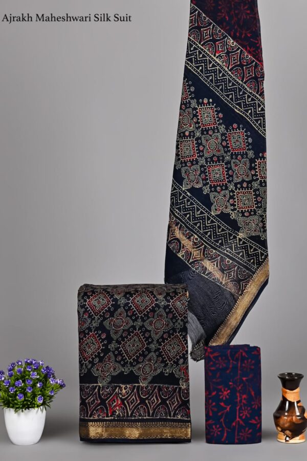 Pure Maheshwari Silk Handloom Suit