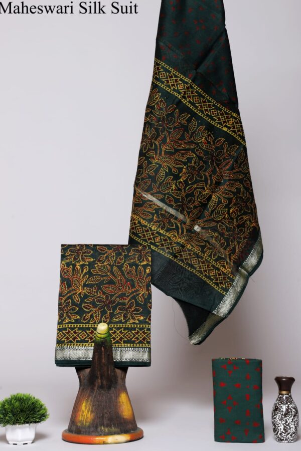 Classic Indian Maheshwari Silk Suit Set