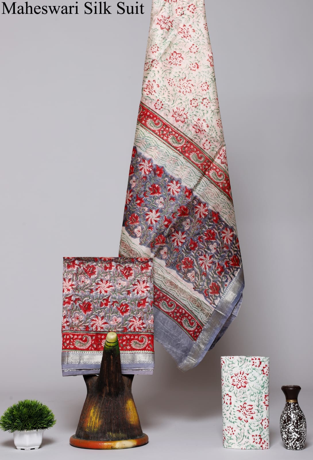 Elegant Maheshwari Silk Unstitched Suit Set