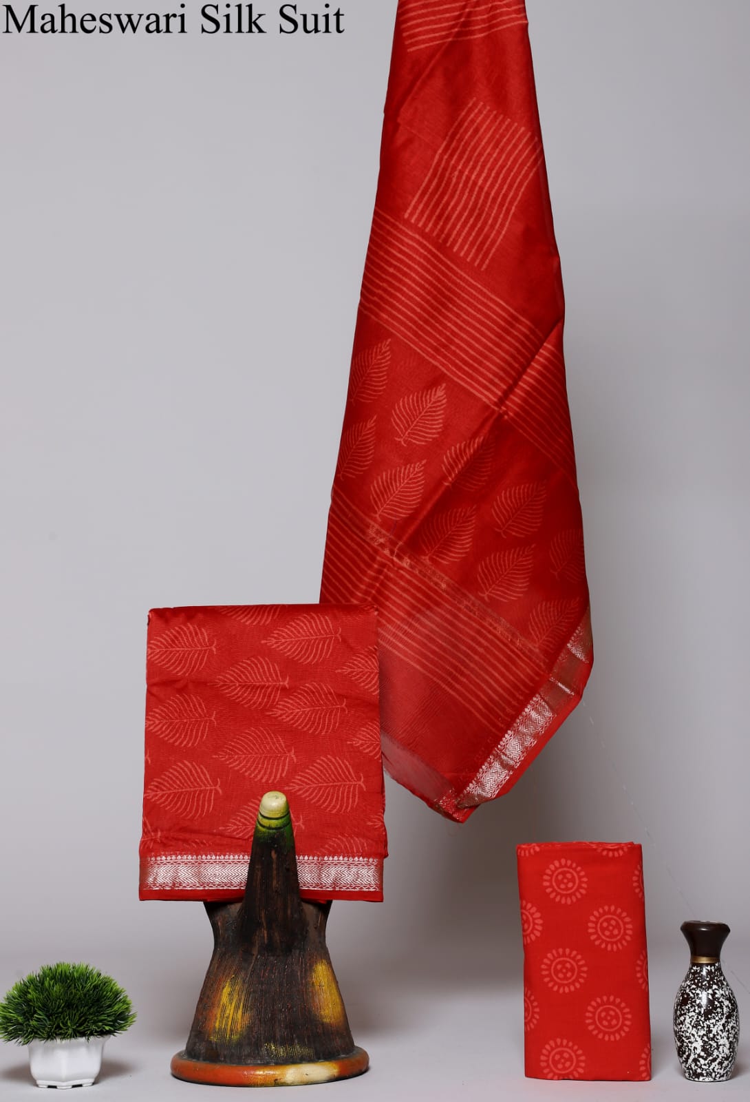 Handwoven Bagru Print Maheshwari Silk Suit