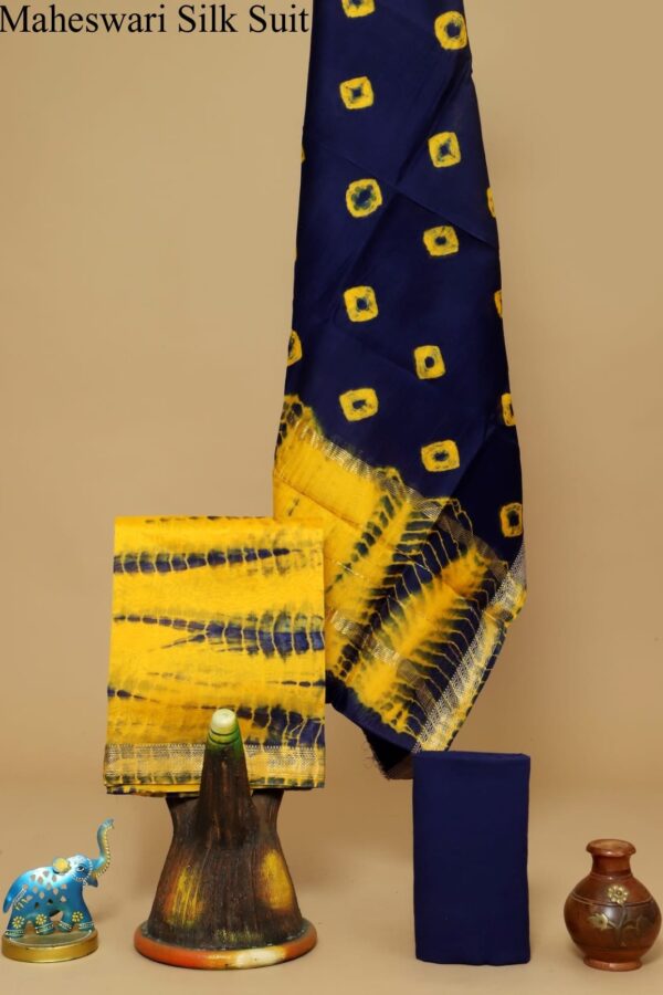 Traditional Bagru Craft Maheshwari Silk Suit