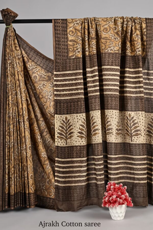 Traditional Jahota Cotton Saree Rajasthan