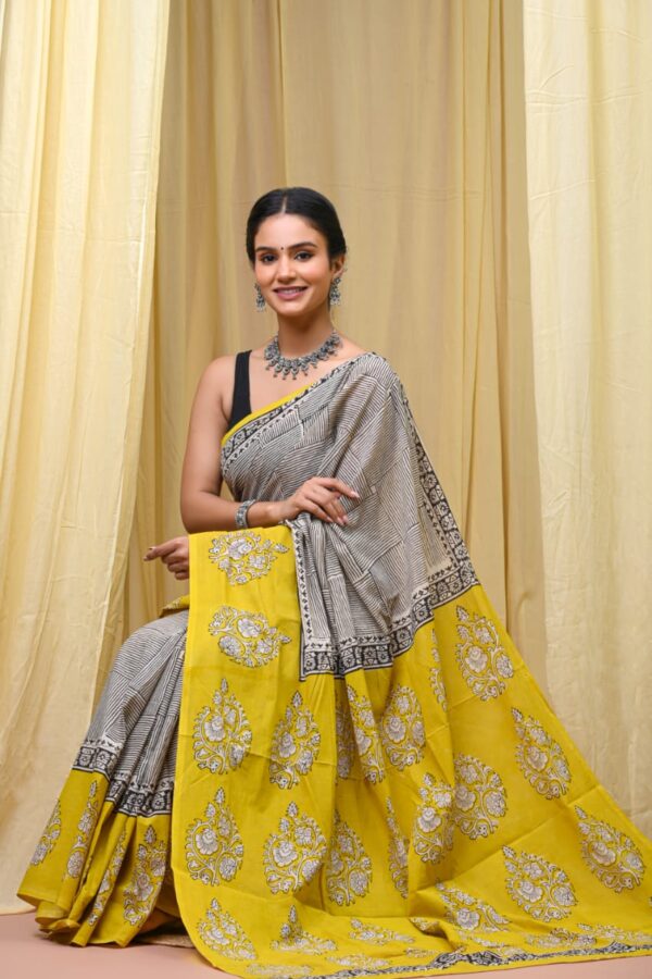 Classic Rajasthan Print Saree