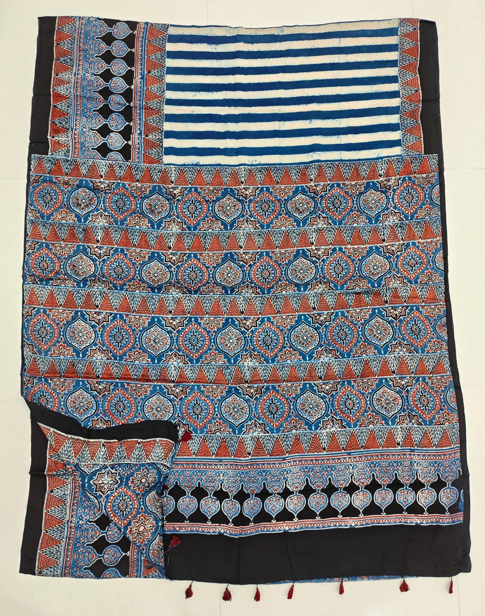 Exclusive Modal Silk Saree Collection