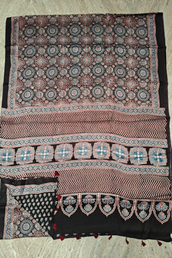 Luxury Ethnic Silk Saree