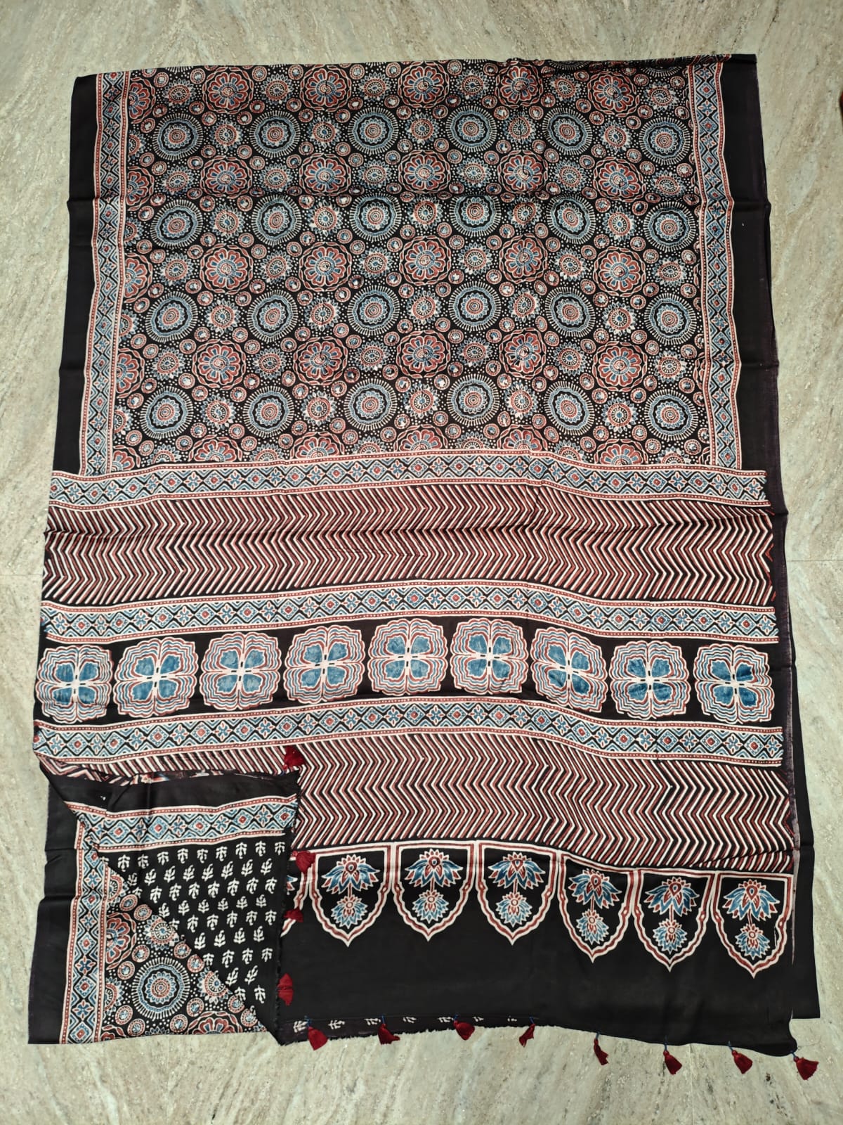 Luxury Ethnic Silk Saree