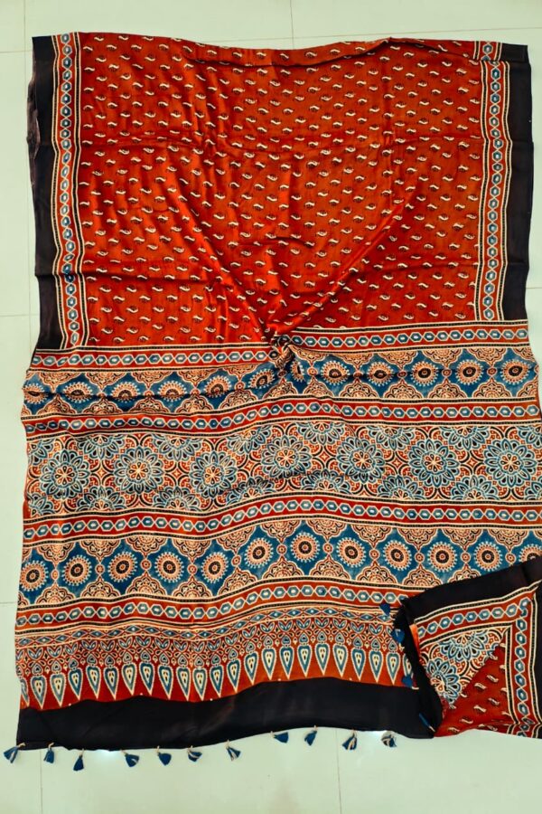 Designer Modal Silk Saree Online