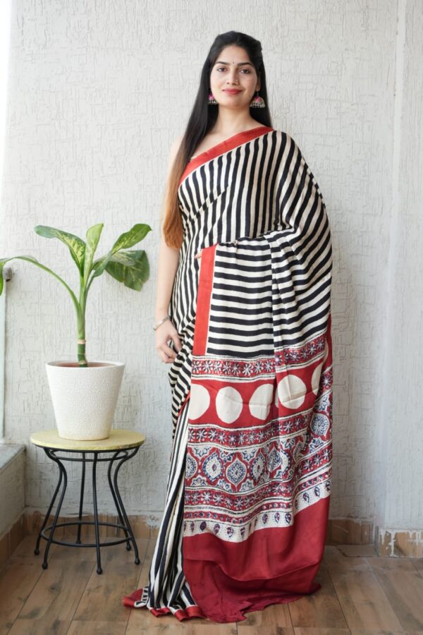 Graceful Handcrafted Saree