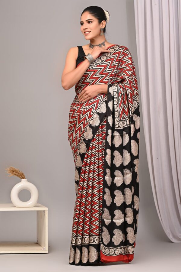 Sophisticated Ethnic Saree