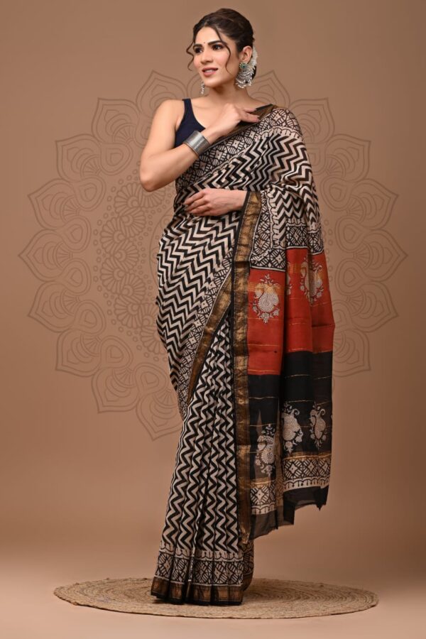 Artistic Maheshwari Silk Saree